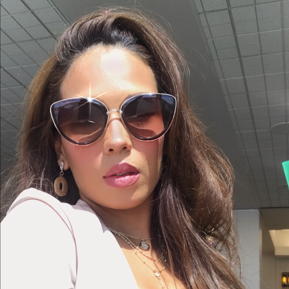 Meet your Posher, Cristel